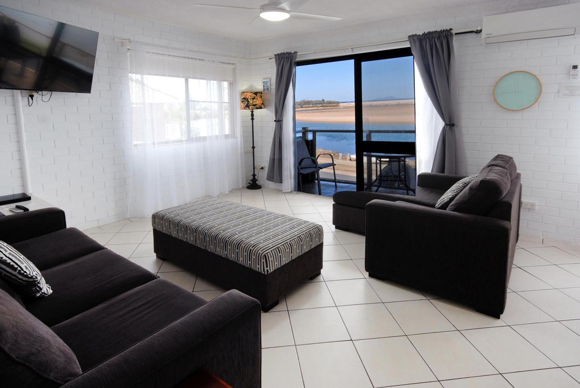 Marcel Towers Holiday Apartments นัมบัคคาเฮดส์ ภายนอก รูปภาพ